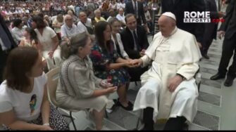 Adriana Ruano visita roma para que el papa Francisco bendiga la medalla de oro guatemalteca