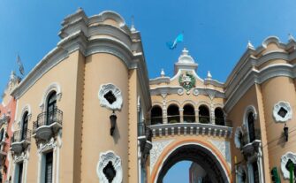 Ministerio de Comunicaciones solicita recuperar antiguo edificio de Correos