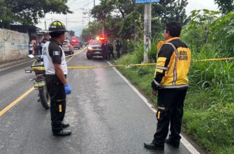 Hallan cadáver envuelto en sábanas con mensaje perturbador