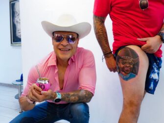 Ciudadano se tatúa el rostro de Neto Bran y causa revuelo en redes