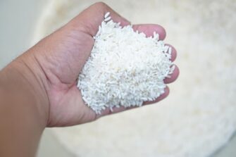SAT incauta más de 40 toneladas de arroz de contrabando en Izabal