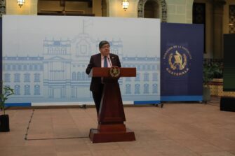 Gobierno traslada a 131 extorsionadores a la cárcel Renovación I