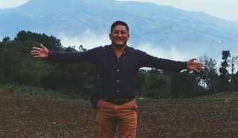 Periodista guatemalteco Selvin Xuyá muere en ataque armado en Ciudad Quetzal