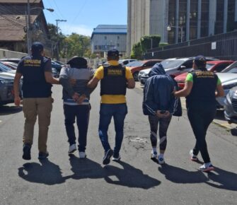 Capturan a pandilleros durante operativo contra extorsiones en Santa Catarina Pinula