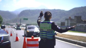 SAT revoluciona el registro vehicular: Nuevas placas de PVC sustituyen al metal