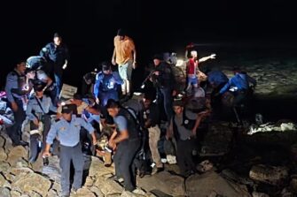 Tragedia aérea en Roatán: Avión de Lanhsa se estrella en el mar y deja 12 muertos