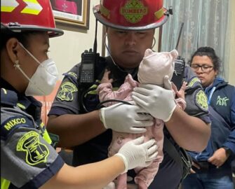 Bebé recién nacido abandonado en la Capilla del Santísimo de la Iglesia Santa Cecilia en Mixco