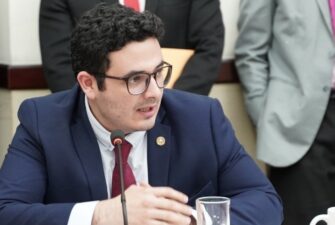 Samuel Pérez denuncia intento de allanamiento en su oficina