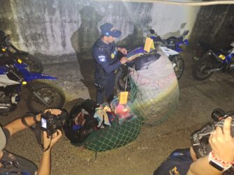 Capturan a cuatro presuntos responsables de robo de mercadería valorada en Q60 mil en Livingston