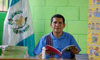 Mineduc habilitará banco de datos para futuras contrataciones docentes del 21 de abril al 4 de mayo