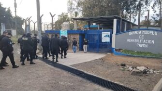 Altercado en Pavón: más de 100 agentes intentan recuperar el control del penal