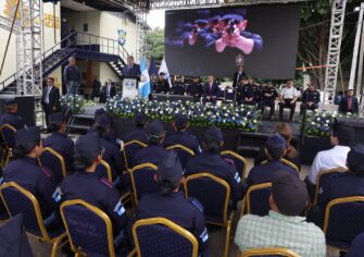 Gobierno amplía plazo de inscripción para aspirantes a la PNC y advierte contra estafas