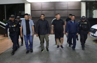 Capturan a ocho presuntos usureros “gota a gota” tras incendiar moto