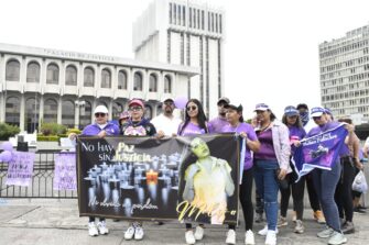 Marcha por justicia para Melissa Palacios llega a la Corte Suprema de Justicia