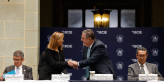 Gobierno de Arévalo anuncia la construcción de cinco nuevos hospitales