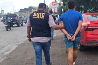 Capturan a presunto falsificador que habría desviado fondos de ayuda