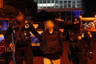 Capturan a “el disco” con pistola alterada, chaleco antibalas y radiotransmisor
