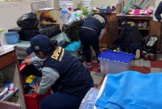 Requisa en cárcel de mujeres revela celulares, cuchillos y datos bancarios