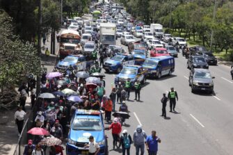 Retiran bloqueos en 12 puntos tras diálogo entre STEG y autoridades