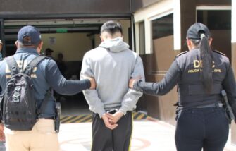 Capturan a presunto responsable de homicidio en Villas del Quetzal