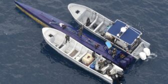 Ejército de Guatemala intercepta semisumergible en el Pacífico con presuntos ilícitos a bordo