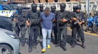 Guatemala traslada a cuatro presuntos narcotraficantes para su extradición a EE. UU.