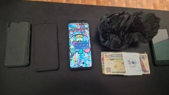 Capturan a tres presuntos extorsionistas, entre ellos un menor