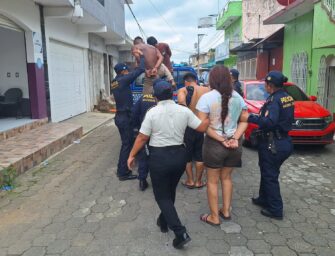 Cuatro capturados en Suchitepéquez con armas, droga y vínculos con una pandilla