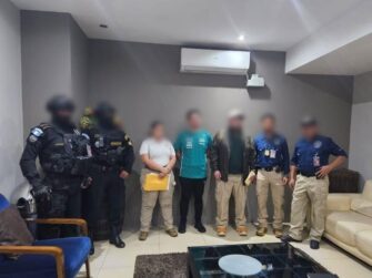 Capturan a “pupusita”, extraditable 21 del año, por narcotráfico