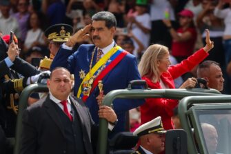 Asamblea venezolana rechaza recompensa de EE.UU. por Maduro y la tilda de “amenaza”
