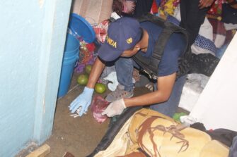 Localizan droga y celulares en requisa de Cobán