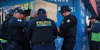 PNC clausura 10 expendios de licor sin patente en la zona 19 y decomisa tragamonedas