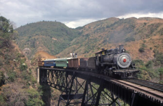 Guatemala inicia estudios para reactivar el ferrocarril con apoyo de ingenieros de EE. UU.