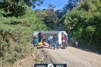 Accidente en San Juan Chamelco deja siete heridos tras vuelco de bus coaster