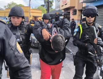 Cae célula de pandilla en amplio operativo en la capital: 10 detenidos