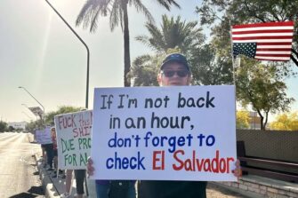 Más del 44 % de migrantes deportados por Arizona tenían más de una década en EE. UU.