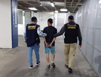 Capturan a dos presuntos extorsionistas en operativos en San Miguel Petapa y El Progreso