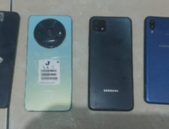 Decomisan 14 celulares y objetos prohibidos en prisiones de Santa Rosa, Fraijanes y Cobán