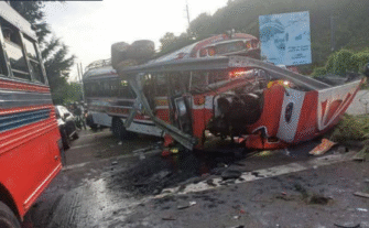 Bus con papeles en regla se accidenta en la ruta Interamericana
