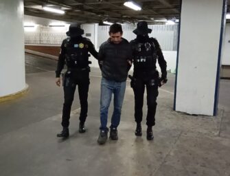 Capturan a asaltante que atacó con cuchillo a una mujer