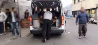 Ataque armado en zona 25 deja padre e hijo muertos frente a su casa