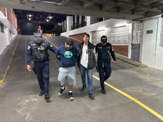 Capturan a “pinky” y “cerebro”, motoladrones que asaltaban en la zona 5 de Guatemala