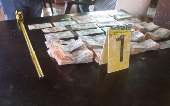 Incautan dinero y capturan a mujer por tráfico de guatemaltecos