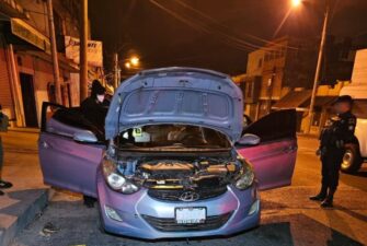 Vehículo abandonado vinculado a terrorismo es investigado por la PNC