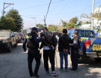 Capturan a dos presuntos asaltantes tras denuncia ciudadana en zona 12 de Villa Nueva