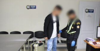 Capturan a hombre con piedras de jade sin documentación en La Aurora