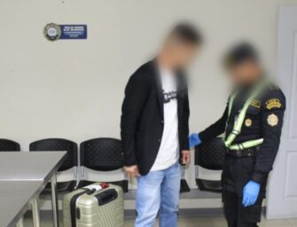 Capturan a hombre con piedras de jade sin documentación en La Aurora