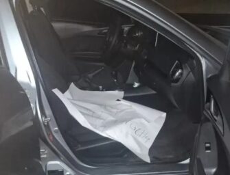 Cuatro hombres son hallados sin vida dentro de un vehículo en ruta al Pacífico