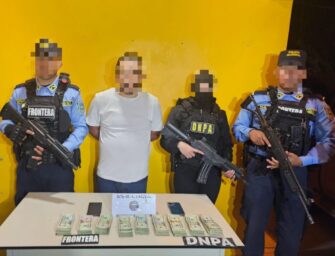 Detienen en Honduras a guatemalteco que transportaba US$18 mil