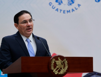 Mingob anuncia amparo para mantener aislamiento de María Castañeda